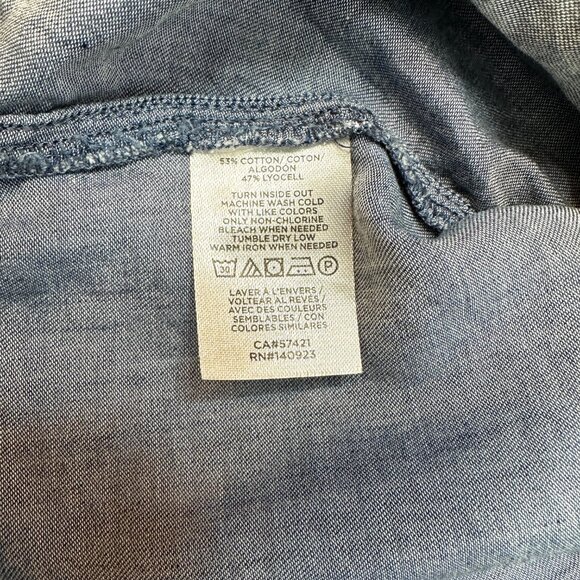 Cottage Boho soft chambray top with ruffled neck line and flutter cap sleeve, M - Picture 5 of 5